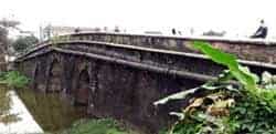 The Kho Bridge in Hue, VietnamNet 20121224