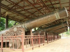 Sacred cannons from Hue, Tuoi Tre News 20120208