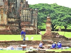 Preparing for this year's floods in Ayutthaya, Pattaya Mail 20120901