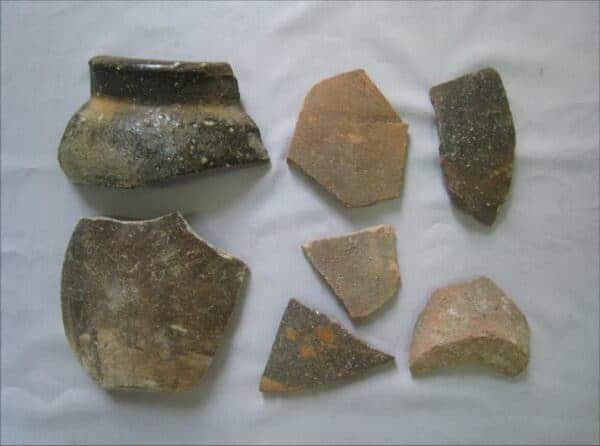 Vietnamese ceramics from Spratlys. Source: Thanh Nien News 20140928