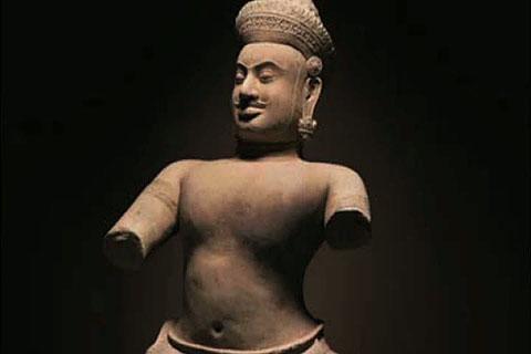 Koh Ker warrior, VOA 20120306