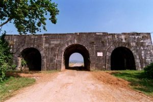 Ho Citadel in Thanh Hoa Province, Vietnam Net Bridge 20120618