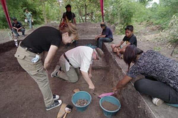 Excavations at Khok Phutsa. Source: Fine Arts Department, via Bangkok Post 20190408